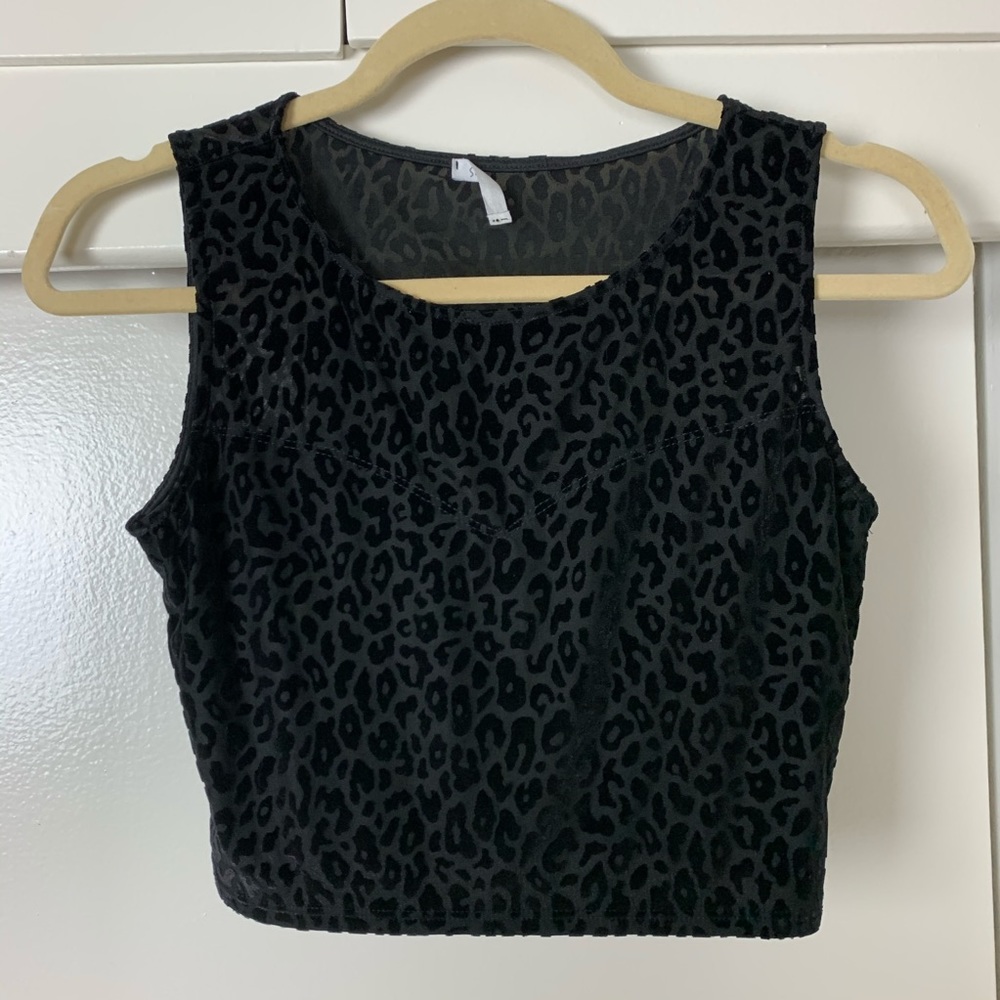 Soprano Black Velvet Leopard Print Crop Top